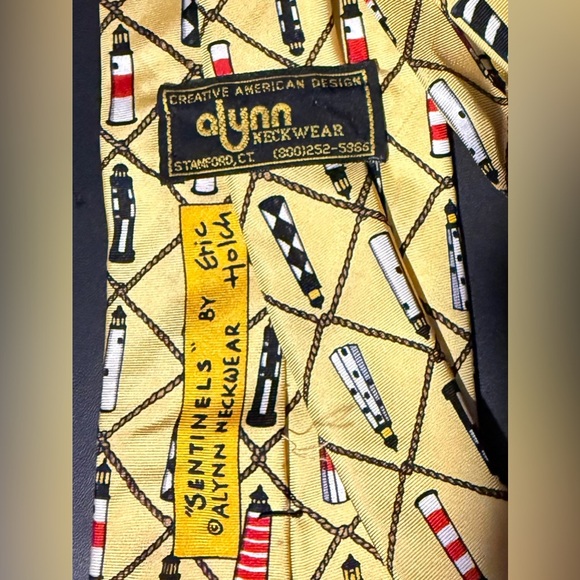 2/$35 Vintage Alynn Necktie Sentinels Eric Holch 100% Silk USA Lighthouse Yellow - Picture 3 of 4